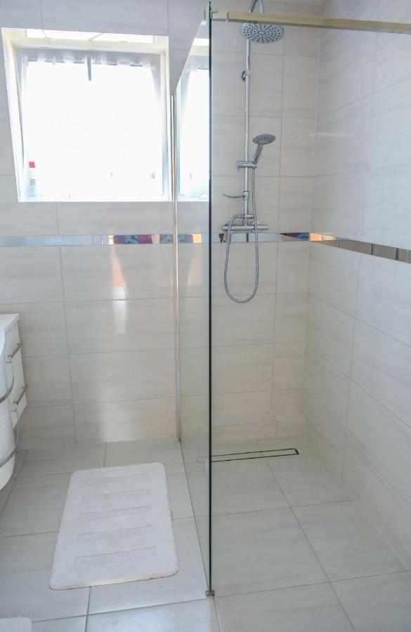 Apartament Rodzinny W Zatorze Екстер'єр фото